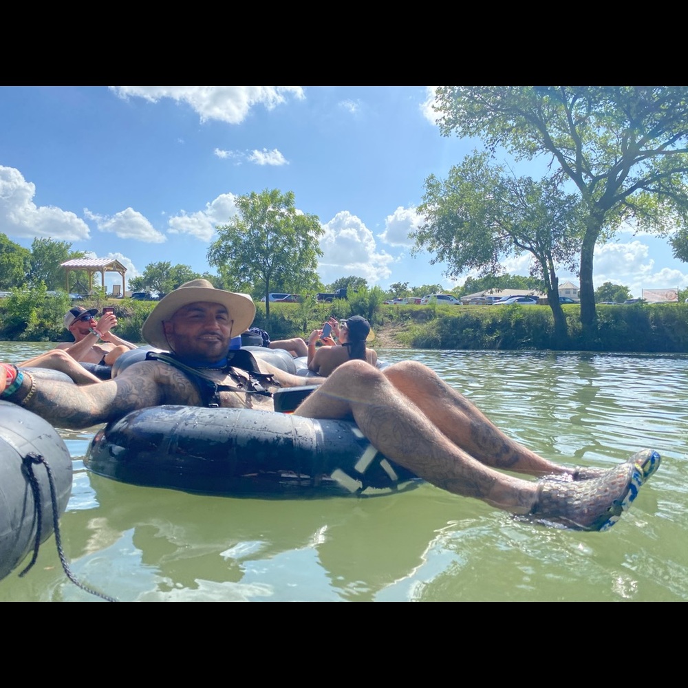 Meet your Posher, Jay